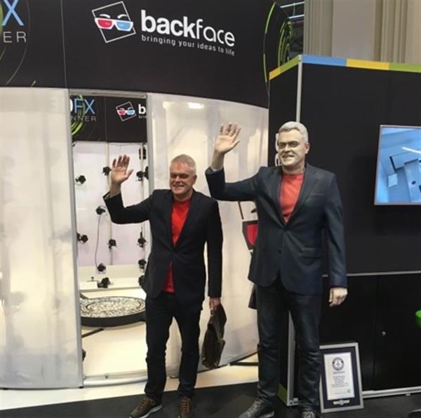 世界最高3D打印人像 3D打印怎么样 世界最高2米3D打印人像破吉尼斯记录-e键打印|专注3D打印服务|3D打印机技术材料价格表
3d打印人像,3d打印人像馆,3d打印人像流程,3d打印人像成本,3d打印人像灯,3d打印人像定制,3d打印人像设计,3d打印人像必须扫描吗