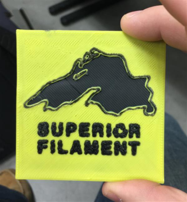 科技又环保 回收塑料加工成3D打印线材