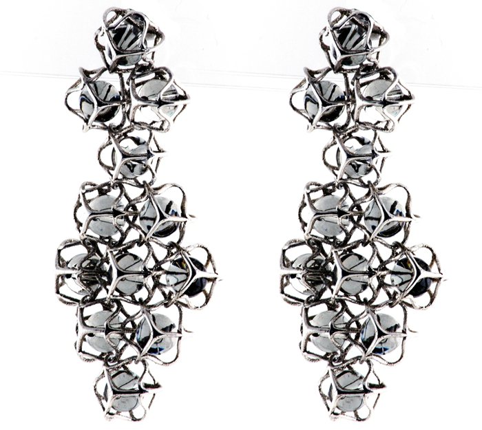 打破传统 私人定制3D打印贵金属首饰已被奥地利珠宝商 打破传统 私人定制3D打印贵金属首饰已被奥地利珠宝商