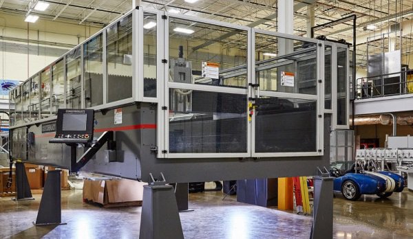 3D打印betway88官网手机
模具 AMO打造13米长风力涡轮叶片模具_e键打印服务