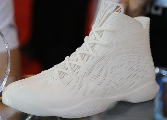 3D打印技术前景无限 阿迪等运动鞋品牌不约而同开办3D打印鞋工厂 3D打印技术前景无限 阿迪等运动鞋品牌不约而同开办3D打印鞋工厂
