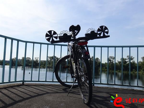 3D打印自行车吹肥皂泡,3d打印培训课程方案作品展 中小学生超爱3D打印小作品成功案例展示 3D打印自行车吹肥皂泡,3d打印培训课程方案作品展 中小学生超爱3D打印小作品成功案例展示