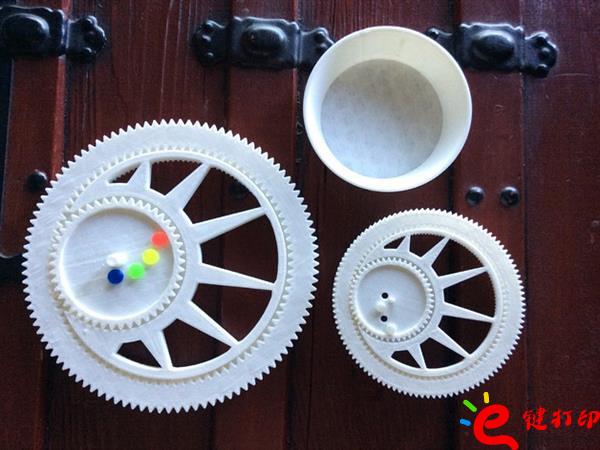 3D打印沙子万花尺,教育从娃娃抓起 中小学生3D打印教育培训课程成功案例终极展示 3D打印沙子万花尺,教育从娃娃抓起 中小学生3D打印教育培训课程成功案例终极展示