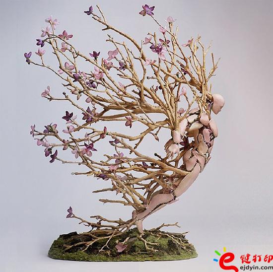 3d打印艺术品,3d打印作品,3d打印工艺品,3d打印艺术雕塑,3d打印艺术,3D打印服务 3D打印有多神奇？这个话题一直被大家能津津乐道的谈论着。答案其实也简单，那就是3D打印拥有无限可能。本文有艺术家用3D打印树木来诠释一年四季的变化。一起来看看。