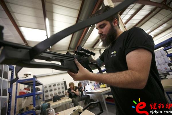 星际迷航中的3D打印道具,3D打印技术新应用之3d打印电影影视道具_有哪些优缺点 星际迷航中的3D打印道具,3D打印技术新应用之3d打印电影影视道具_有哪些优缺点